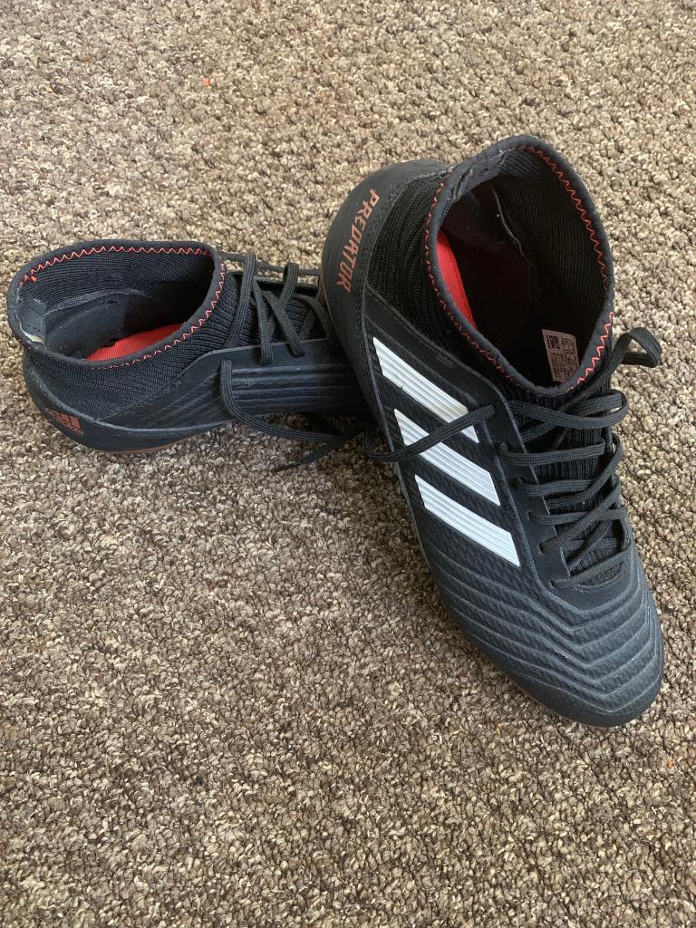 Adidas Predator Football boots (Size 11 